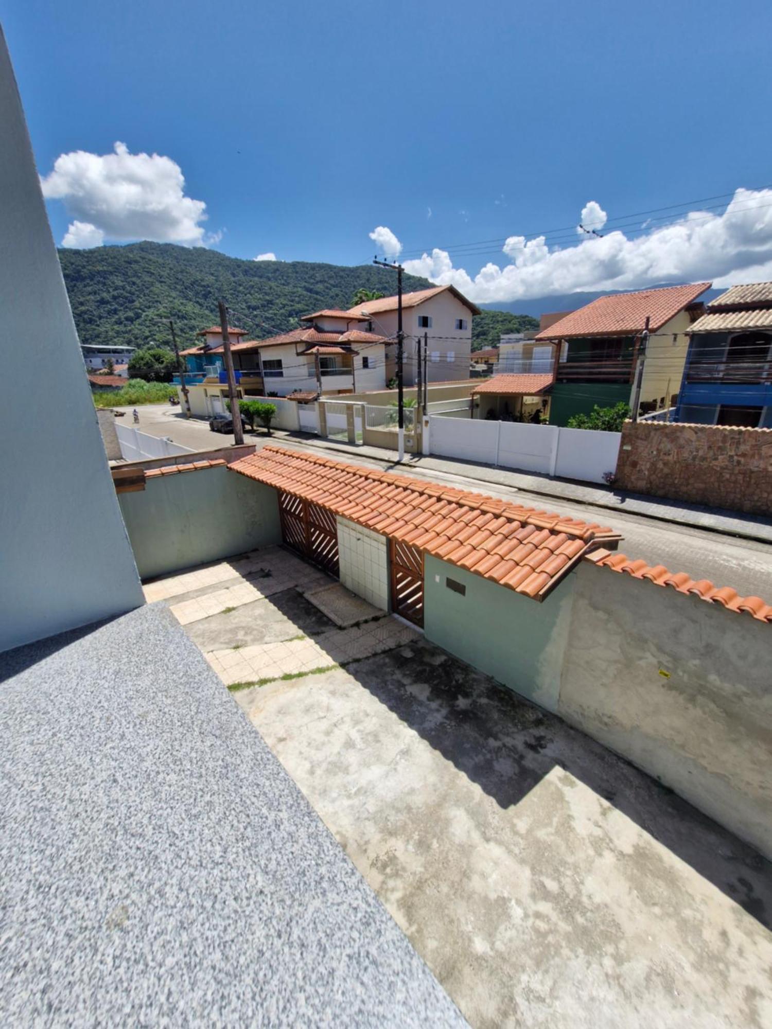 Casa Familia A 150m Da Do Pereque Acu Ubatuba